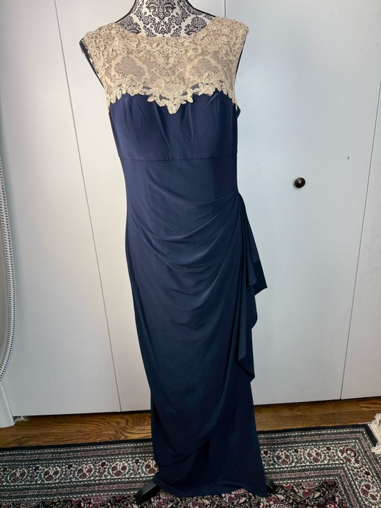 Alex Evenings Dresses & Skirts - Alex Evenings Navy Gown with gold champagne Lace Bodice 10 petite